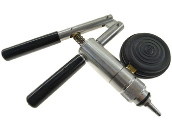 Pompka do badania szczelności silnika 2T